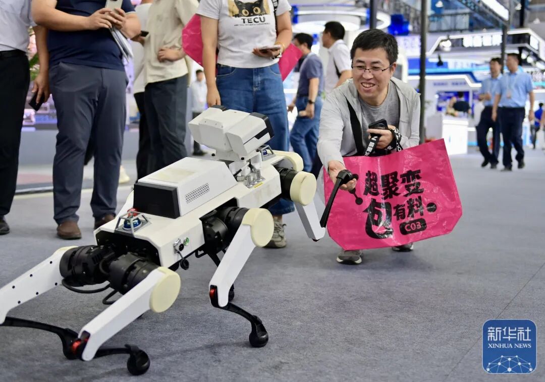 想学AI但不知从何下手？常州政府办AI夜校，30分钟到课堂-第2张图片-开云app在线下载-开云体云app官网入口下载-V3.6.9