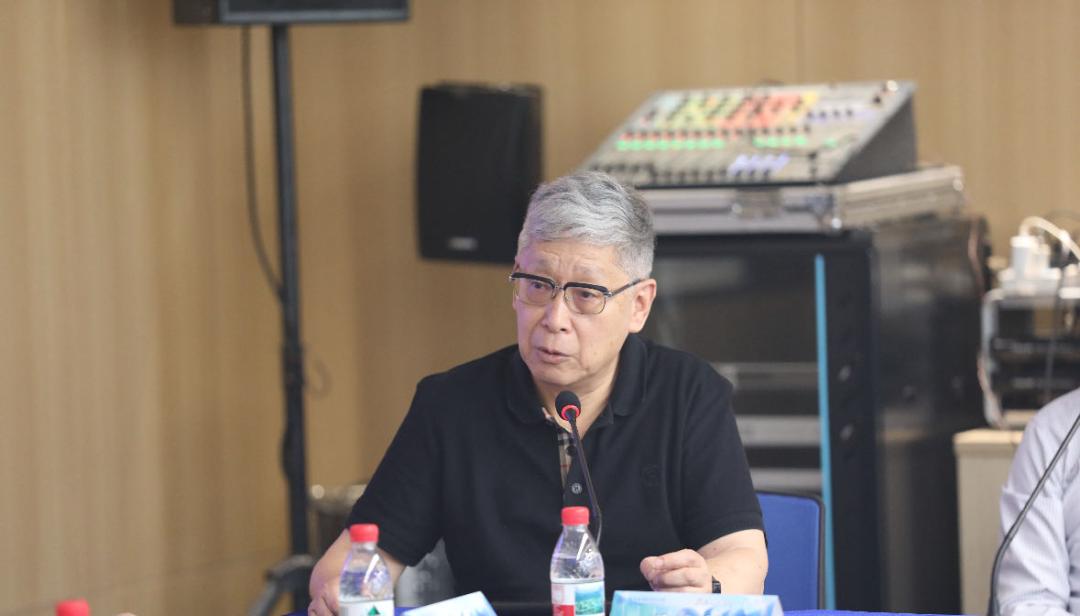 AI时代校长如何守住育人方向？君子养成大会给出答案-第4张图片-开云app在线下载-开云体云app官网入口下载-V3.6.9