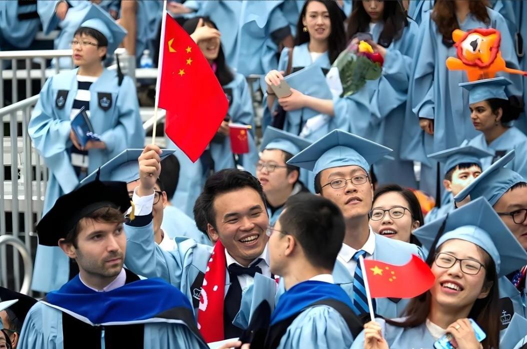 美国发现：替中国培养了20年AI人才，如今差距仅剩2.7%-第3张图片-开云app在线下载-开云体云app官网入口下载-V3.6.9